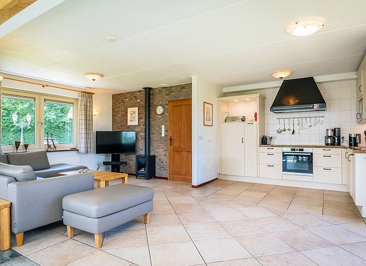 Guest house 0102966 - Holiday property Texel - Het Buitenhof villa 59 met serre