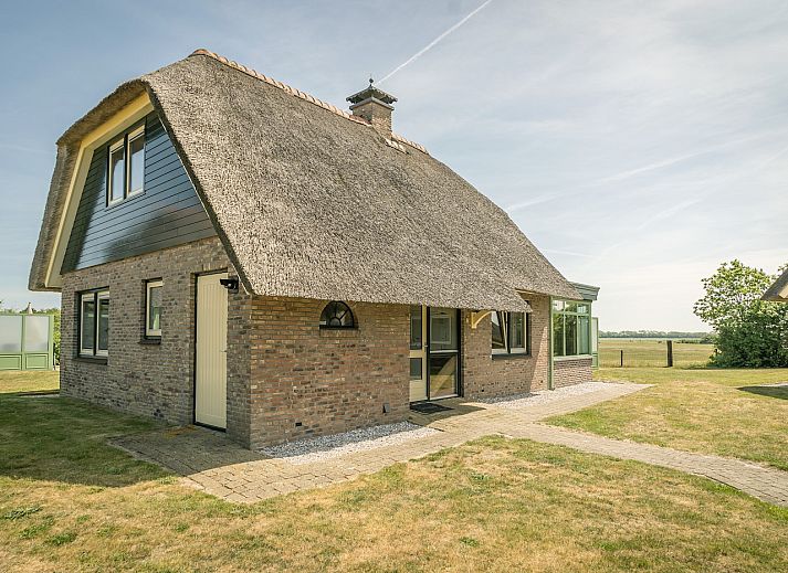 Guest house 0102966 - Holiday property Texel - Het Buitenhof villa 59 met serre