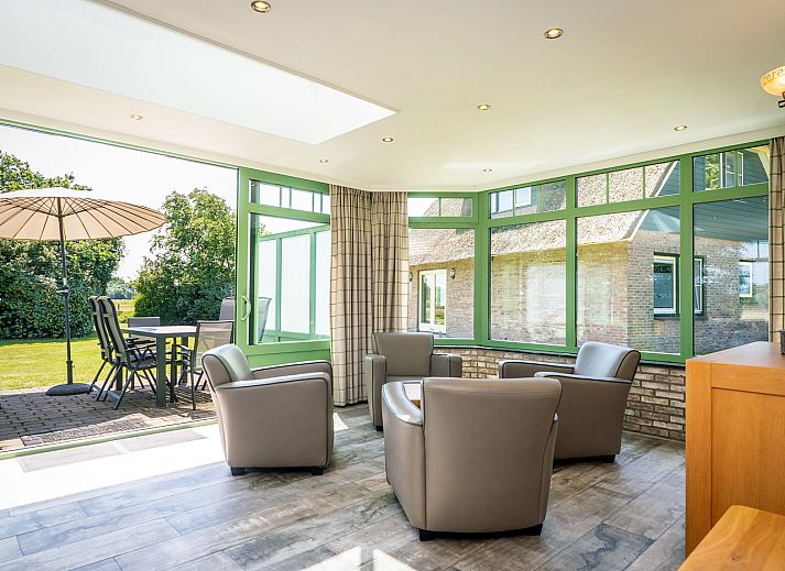 Guest house 0102966 - Holiday property Texel - Het Buitenhof villa 59 met serre