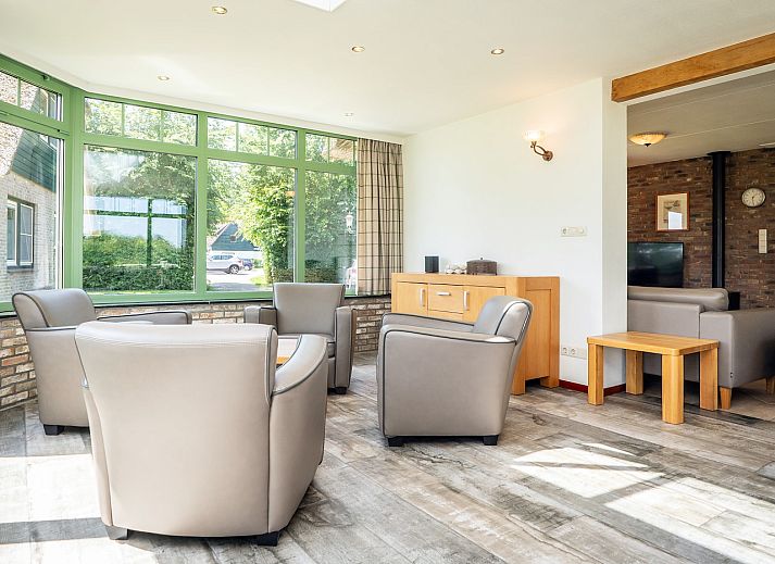 Guest house 0102966 - Holiday property Texel - Het Buitenhof villa 59 met serre