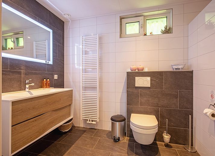 Gemuetliches Wohnzimmer von 48 - Witte Parel, Ferienhaus in Den Burg, Texel. Gemuetlicher Innenraum auf den Watteninseln.