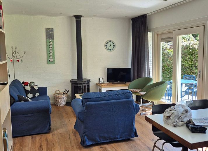 Verblijf 010461 - Vakantiewoning Texel - Vakantiehuis in Den Burg mit Möblierter Terrasse