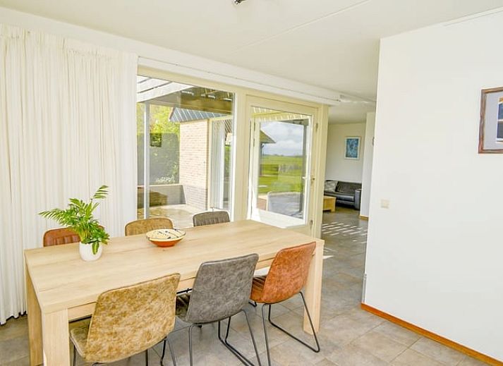 Moderne keuken in Vakantiehuis in Den Burg, Texel, Waddeneilanden