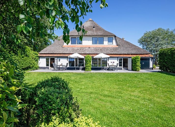 Wohnung Gouden Reaal 25 in Den Hoorn Texel mit grosser Veranda und Reetdach.