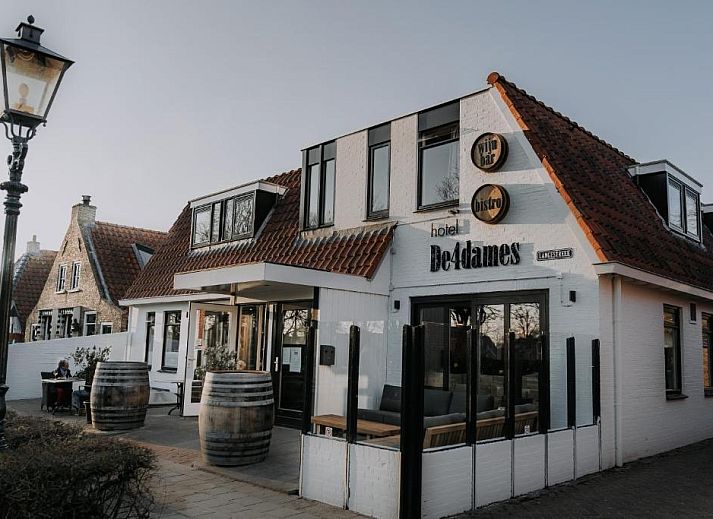 Verblijf 010586 • Vakantie appartement Schiermonnikoog • Hotel De 4 dames