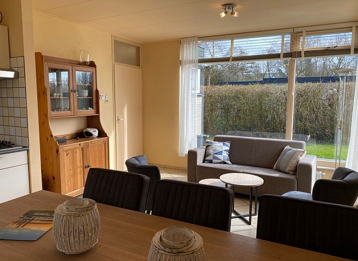 Gartenmauer-Ferienhaus in Oosterend Texel mit grossem Garten und Terrasse, ideal zum Entspannen auf den Watteninseln.