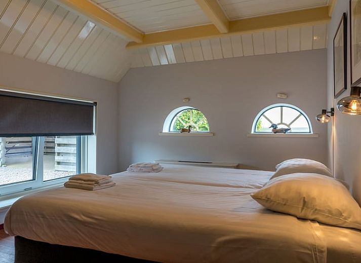Charmant vakantiehuis in Oosterend Texel omringd door weelderige natuur, perfect voor een rustige vakantie op de Waddeneilanden.