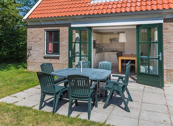 Enjoy the terrace at Type III - No. 21E Storm Gull in Oosterend, Texel, ideal for a vacation home on the Wadden Islands.