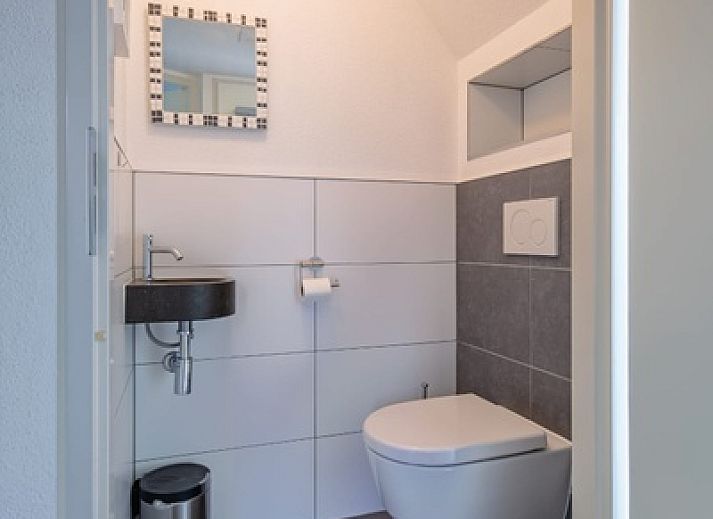 Charmant vakantiehuis Type II - nr. 43 Stormvogel in Oosterend, Texel met prachtig aangelegde tuin.