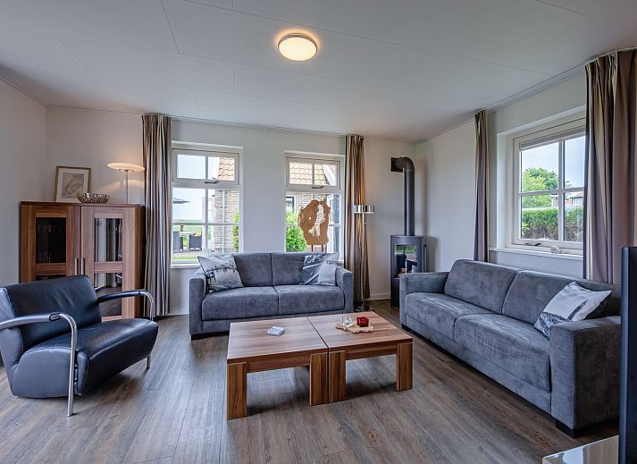 Gemuetliches Ferienhaus De Waddenschelpjes - De Mossel in Oosterend, Texel mit grossem Garten.