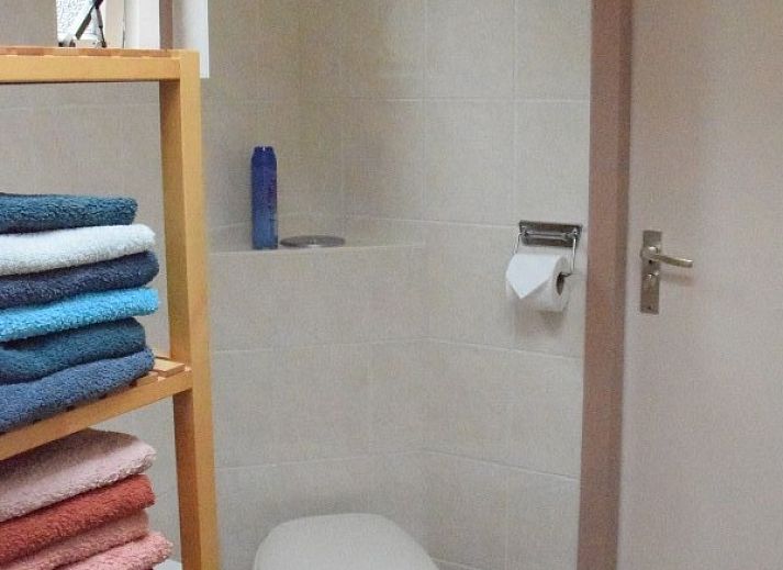 Gemuetliche Kueche und Essbereich im Ferienhaus 't Achterhuis, Oudeschild, Texel.