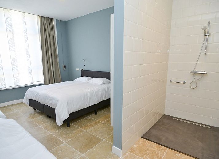 Enjoy the sunny terrace at Bed & Bed, a charming bed and breakfast in the Eierland polder on Texel, Wadden Islands.