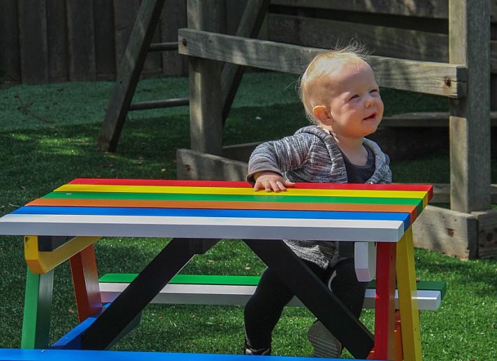 Backyard and terrace of vacation home Ekster in De Dennen, Texel.