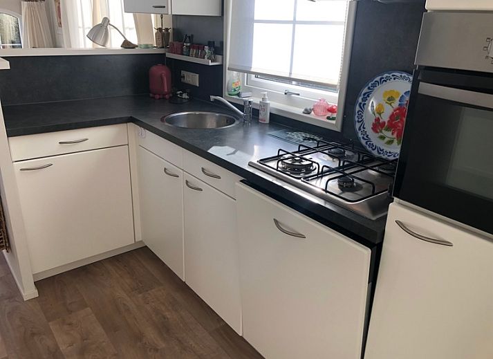 Cozy terrace at Vakantiepark de Bremakker, Akkerveld 15, De Dennen, Texel. Perfect for relaxation on the Wadden Islands.