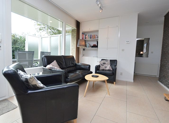 Tempelierweg 24 vakantiehuis met terras en tuin in De Dennen, Texel, Waddeneilanden.