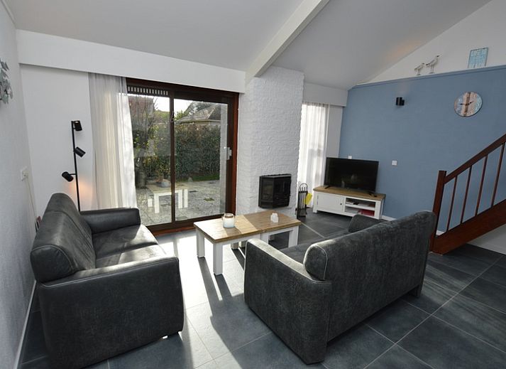 Bungalowpark Gortersmient vakantiehuis Gortersmient 240 in De Dennen Texel met zonnig terras en groene tuin.