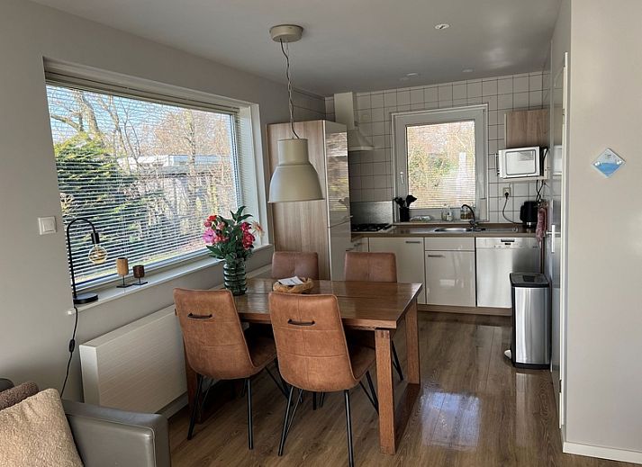 Bungalowpark 't Hoogelandt - Bungalow-Texel mit Sonnenterrasse in De Dennen, Texel, Waddeninseln.