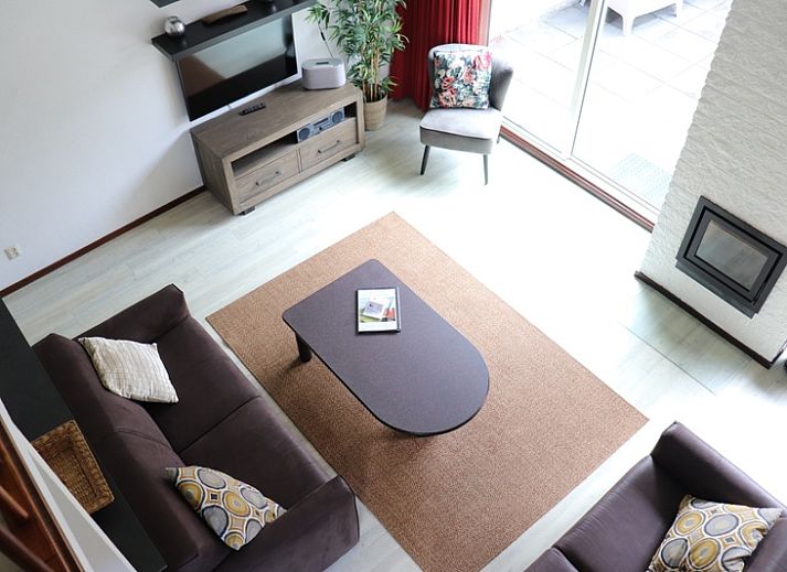 Moderne keuken in Vakantiehuis Gortersmient 216, De Dennen, Texel, Waddeneilanden, compleet met voorzieningen.