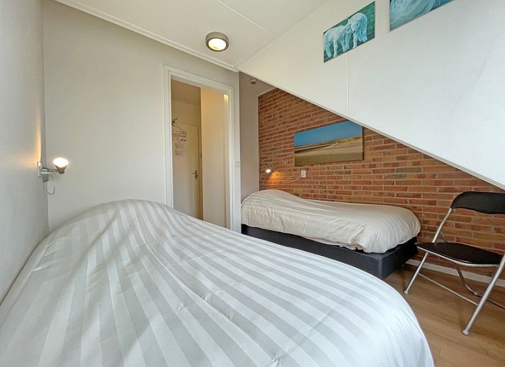 Spacious and bright living room of Apartment Bos en Duin 34 in De Dennen, Texel.