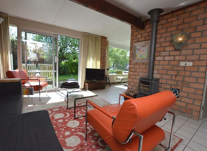 Bungalow Verste Coogh 70 in De Dennen, Texel, umgeben von gruener Natur und Ruhe.