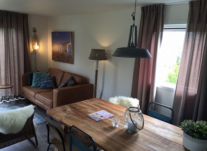 Vakantiepark de Bremakker - Chalet on Texel, Weideveld 80, enjoy the sunny garden and veranda in De Dennen, Texel, Wadden Islands.