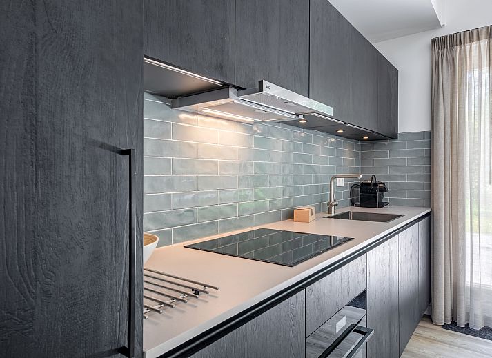 Ruim terras bij Tormentil vakantieaccommodatie in De Dennen, Texel.