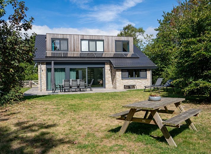 Ferienhaus de Parel 174 in De Dennen, Texel mit grossem Garten und Terrasse zur Entspannung auf den Watteninseln.