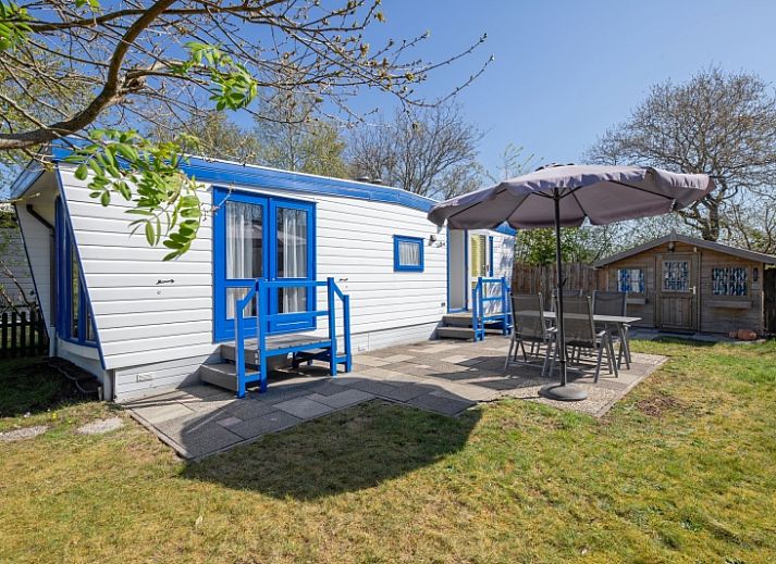 Ferienpark de Bremakker Weideveld 61, Texel, Ferienhaus mit grosser Veranda in De Dennen, umgeben von Natur.