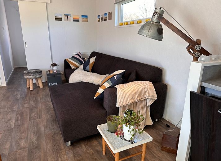 Vakantiepark de Bremakker - Bosveld 141, gemuetliches Ferienhaus in De Dennen, Texel mit eingezaeuntem Garten und gruener Umgebung.