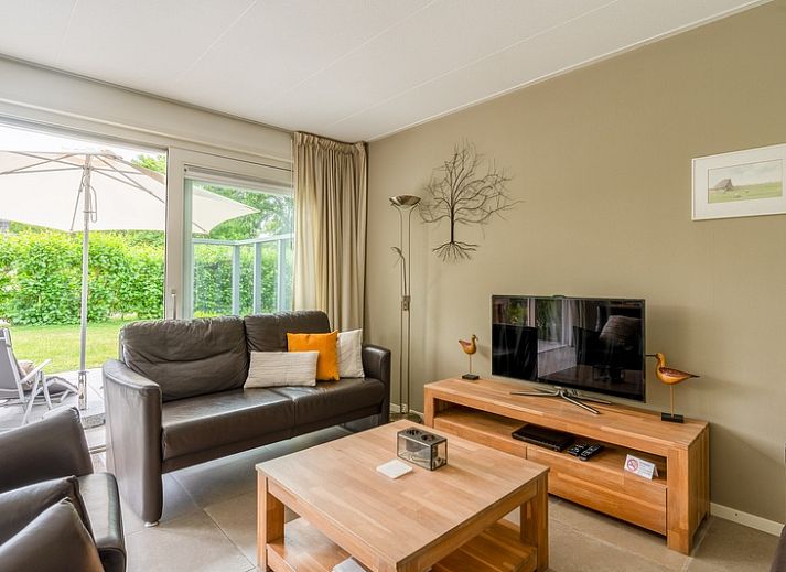 Landhaus Tempelierweg 23 in De Dennen, Texel mit grossem Garten und Terrasse, ideales Ferienhaus auf den Watteninseln.