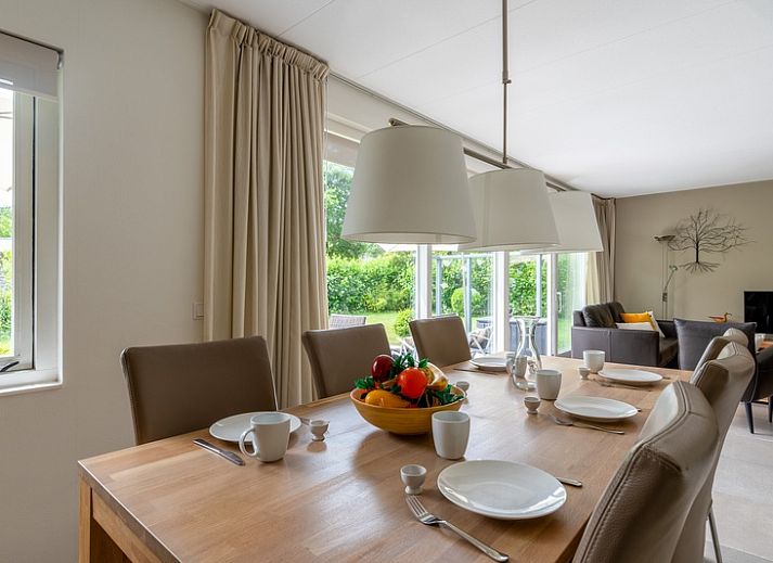 Geniessen Sie die gruene Umgebung im Landhuis Tempelierweg 23, Ferienhaus in De Dennen, Texel auf den Watteninseln.