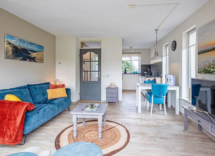 Wulpenweid 14 Zeehond vakantiehuis in De Dennen Texel met zonnig terras en groene tuin.