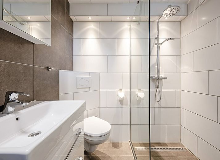 Vakantiehuis Gortersmient 302 met zonnig terras in De Dennen, Texel.