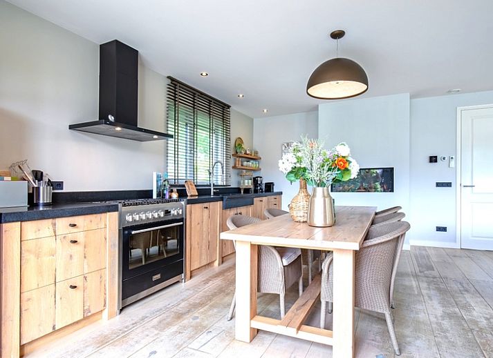 Stilvolle Einrichtung des Bungalowparks 't Hoogelandt - De Scholekster in De Dennen, Texel.