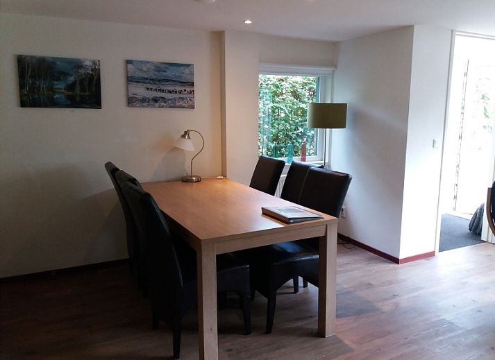 Bollenveld - de Iris Ferienhaus in De Dennen, Texel mit grossem Garten und Terrasse zum Entspannen in der Natur.