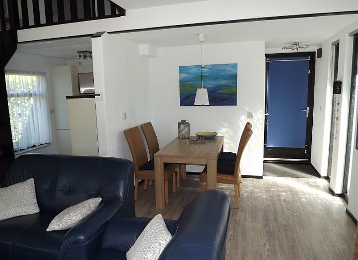 Ferienhaus Gortersmient 242 mit Sonnenterrasse in De Dennen, Texel.