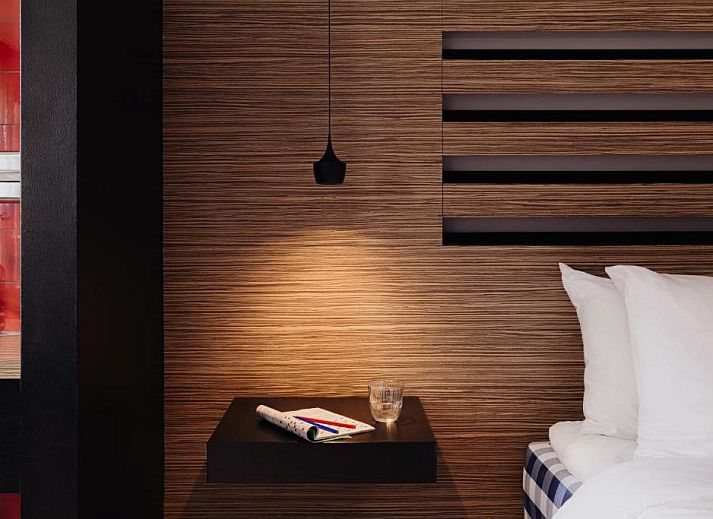 Lichte slaapkamer in Designhotel Maastricht, vakantieappartement in Maastricht, Zuid Limburg.