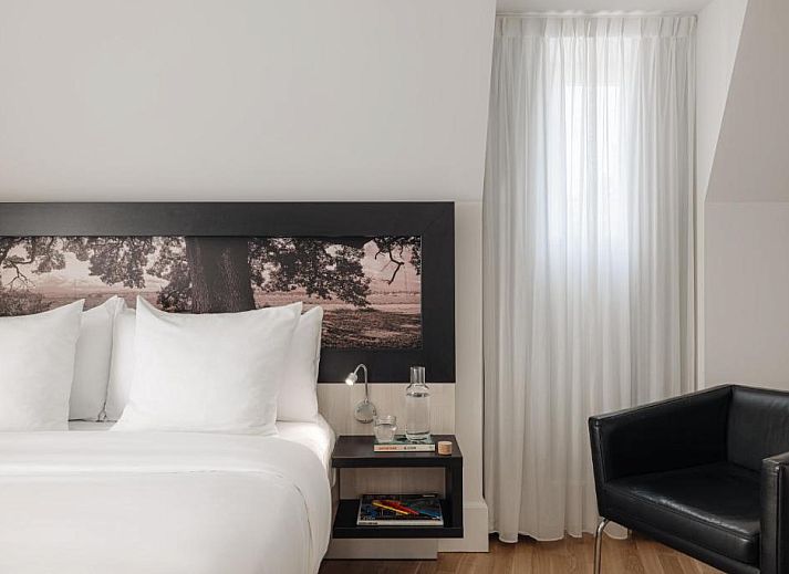 Stijlvolle bar in Designhotel Maastricht, vakantieverblijf in Zuid Limburg.