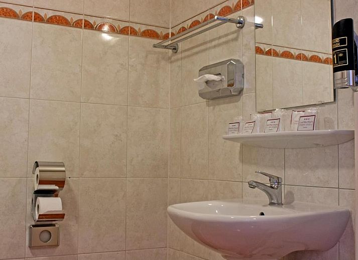 Guest house 0151132 - Apartment Amsterdam eo - Hotel Prins Hendrik