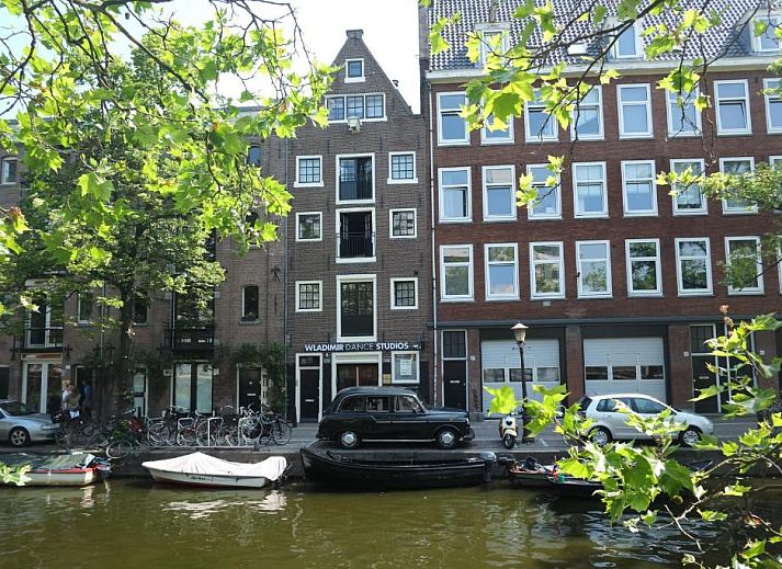 Guest house 0151430 • Bed and Breakfast Amsterdam eo • B&B Wladimir Studios
