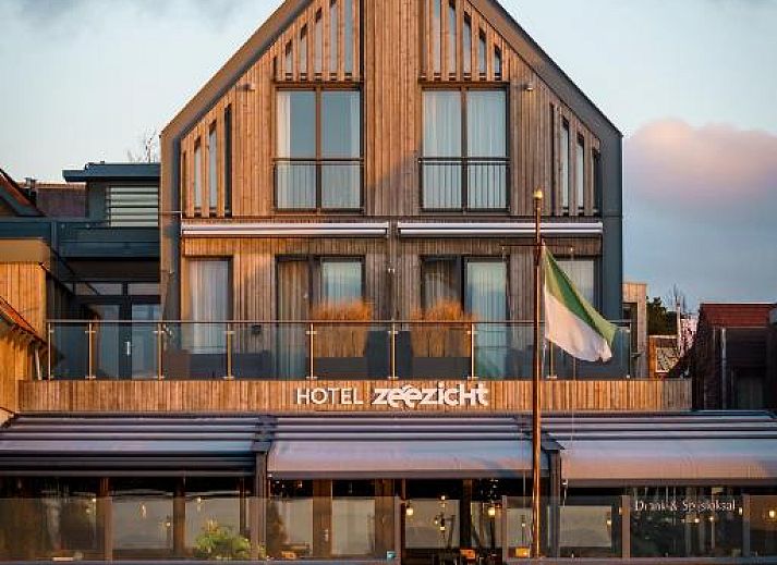 Verblijf 020203 • Vakantie appartement Vlieland • Hotel Zeezicht