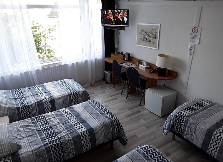 Prachtig uitzicht op de rivier vanuit Hotel Baan, centraal gelegen vakantieappartement in Rotterdam.