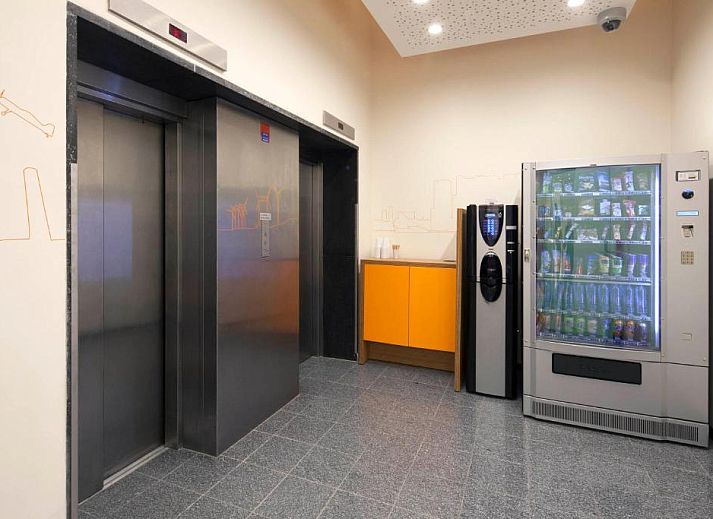 Guest house 027059 - Apartment Rotterdam eo - easyHotel Rotterdam City Centre