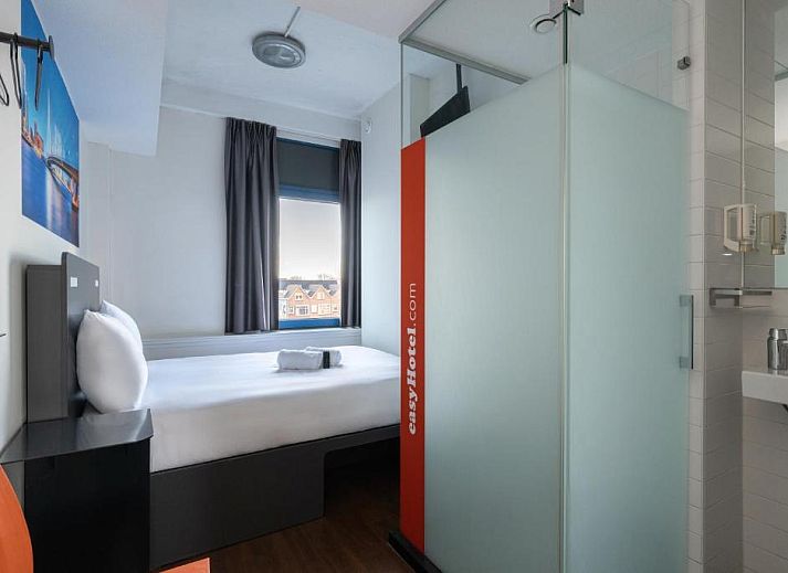 Guest house 027059 - Apartment Rotterdam eo - easyHotel Rotterdam City Centre