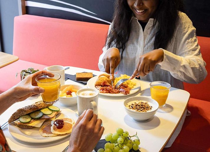 Komfortables Zimmer im ibis Rotterdam City Centre, Ferienwohnung in Rotterdam, Suedholland.