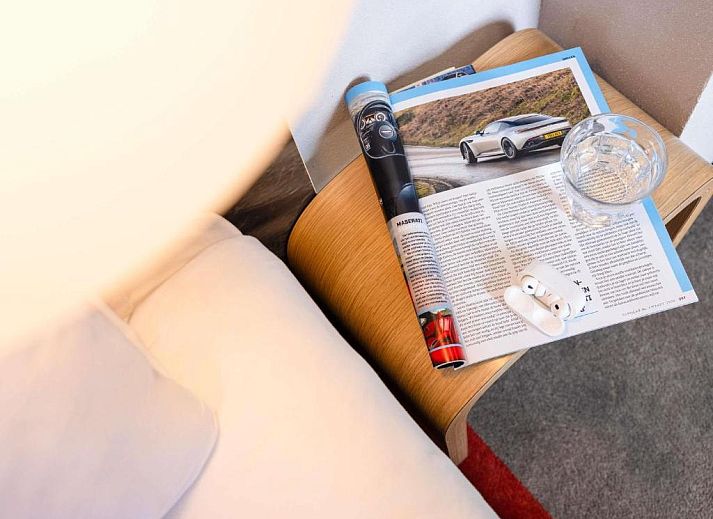 Gemuetlicher Essbereich im ibis Rotterdam City Centre, Ferienwohnung in Rotterdam, Suedholland.