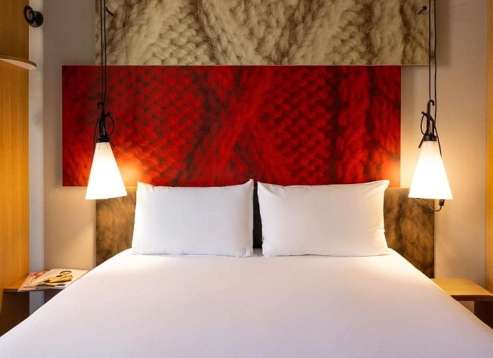 Geraeumiges Doppelzimmer im ibis Rotterdam City Centre, Ferienwohnung in Rotterdam, Suedholland.