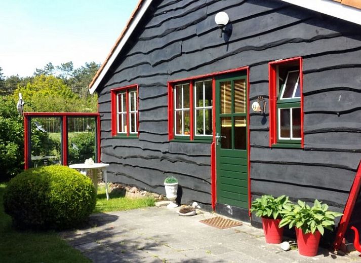 De Trekvogels vakantiehuis in Formerum, Terschelling met zonnige veranda en tuin op de Waddeneilanden.