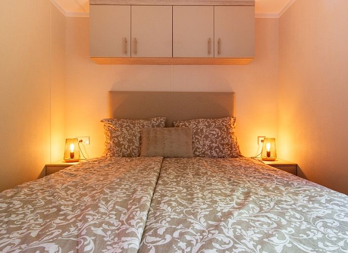 Seitenansicht des Chalets Rhobin, gelegen im ruhigen Formerum auf Terschelling.