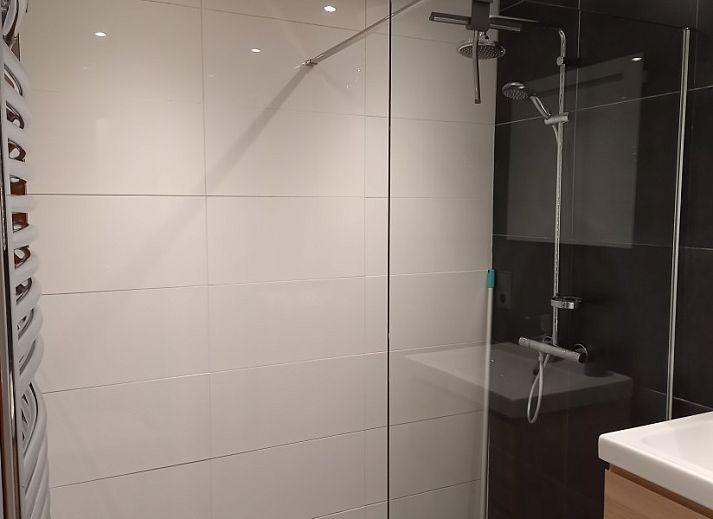 Gezellige keuken in Heestervin appartement, Hee, Terschelling, compleet en rustiek